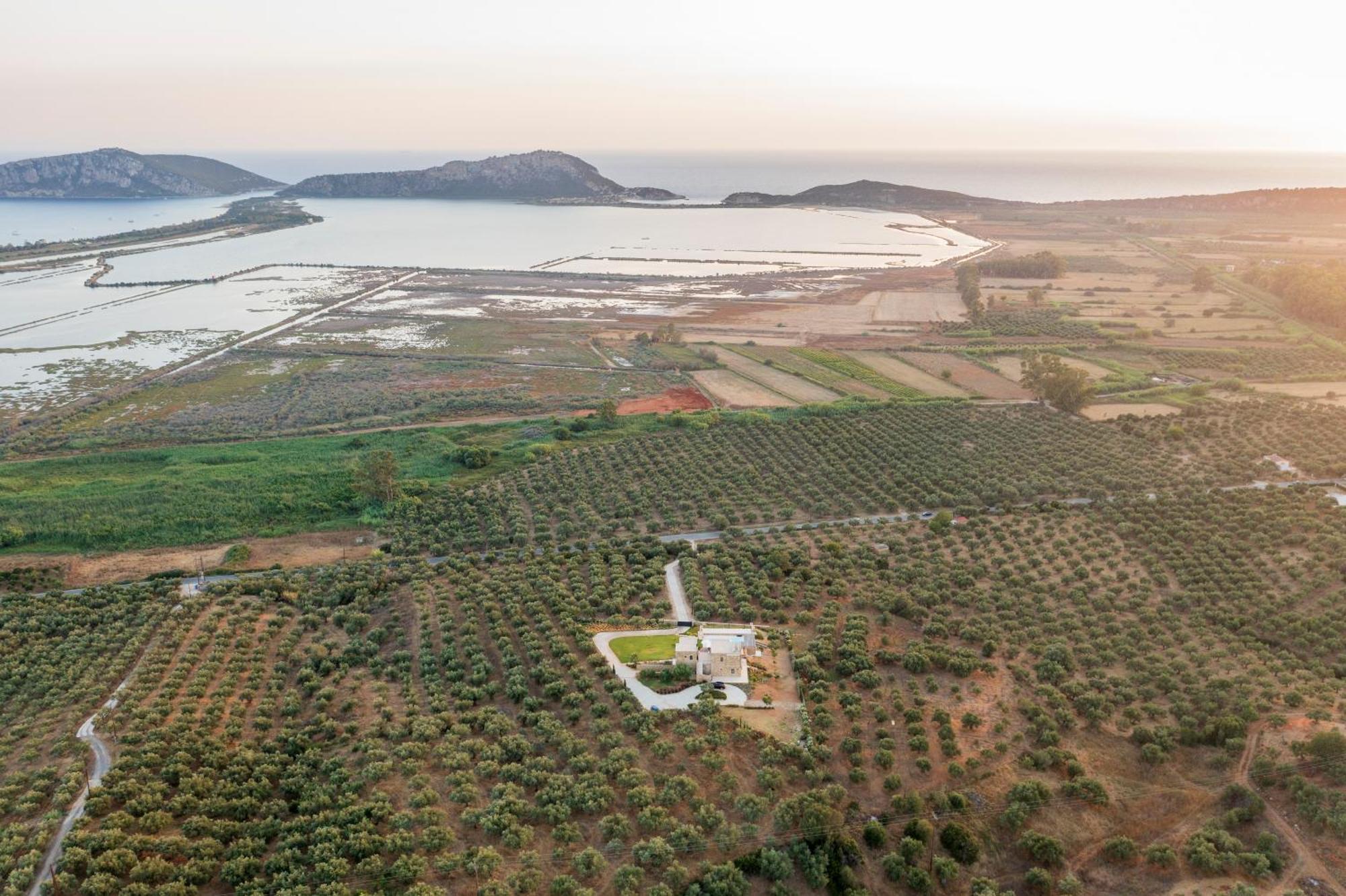 Family & Golf Villa Laguna Towers Gialova Navarino Ngoại thất bức ảnh